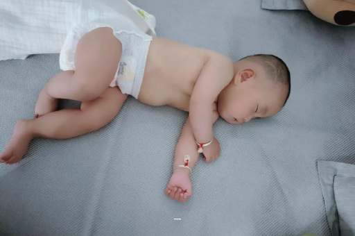定边宝宝不吃饭什么原因